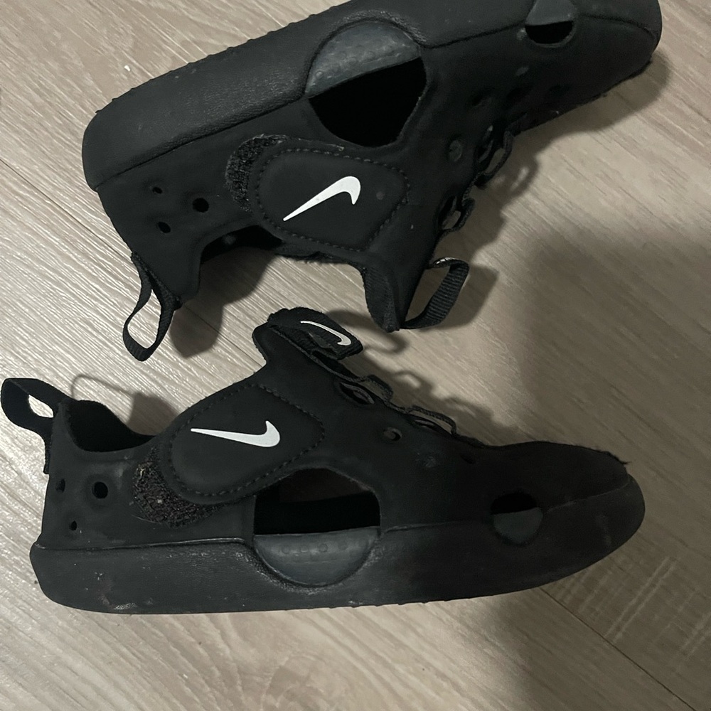 Nike Sunray Protect 4 Kids Black Sandals 11c